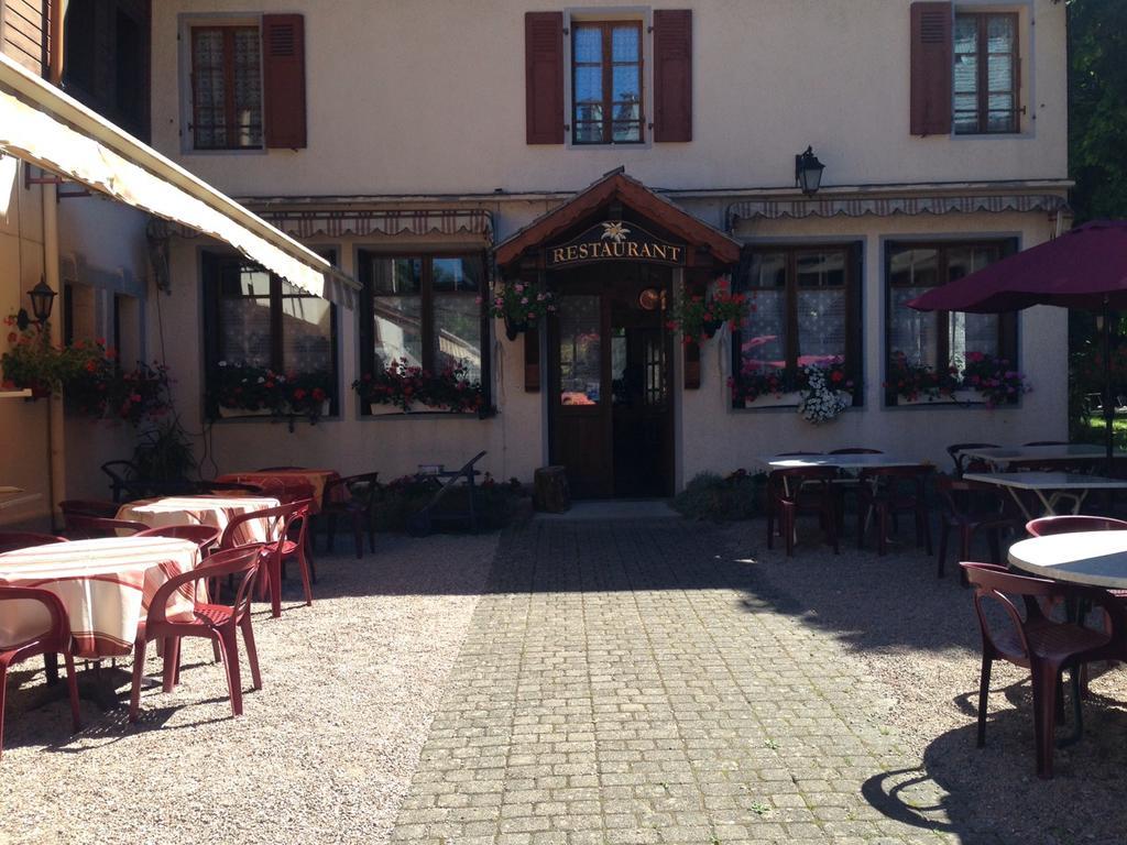 Hotel Les Touristes Abondance Exterior foto