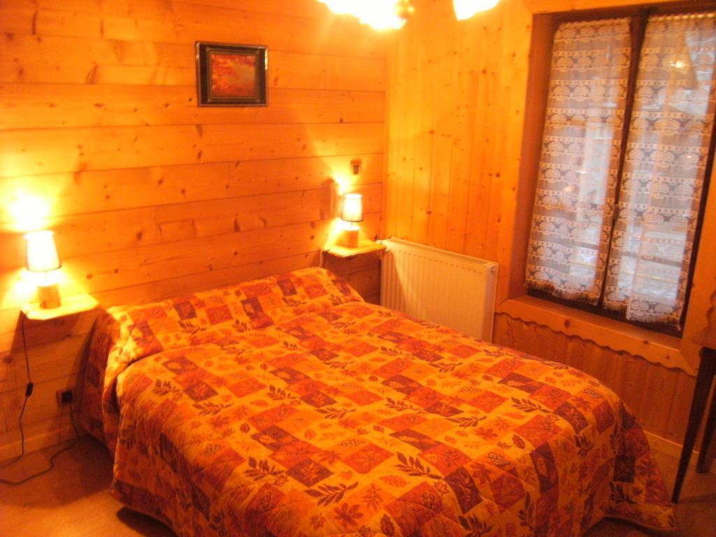 Hotel Les Touristes Abondance Habitación foto