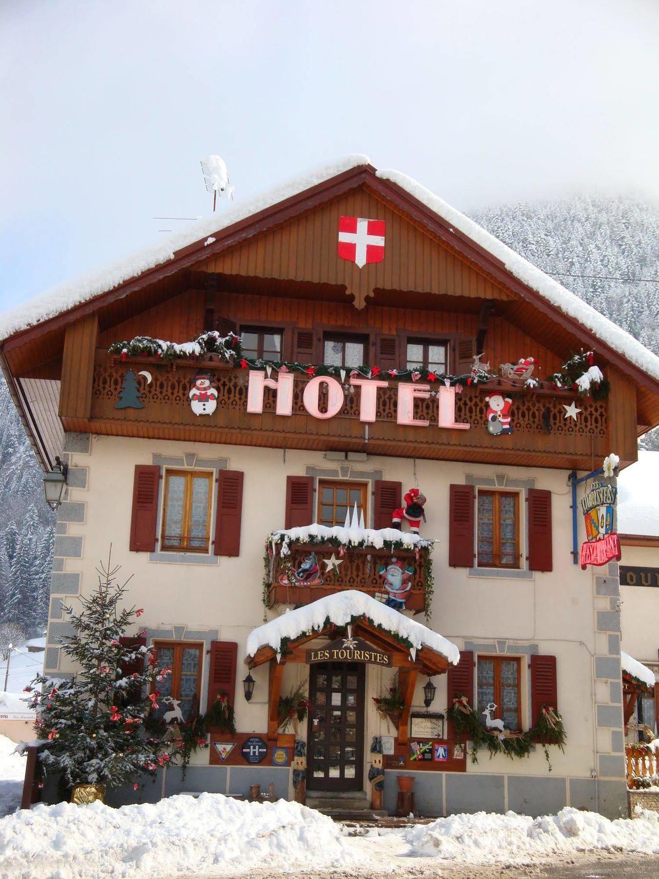 Hotel Les Touristes Abondance Exterior foto